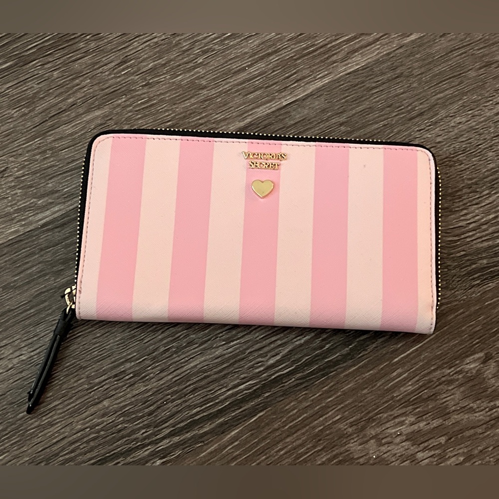 👛✨ Classic Stripe Bundle — Continental & Accordion Wallets, Bag Charm - Picture 8 of 11
